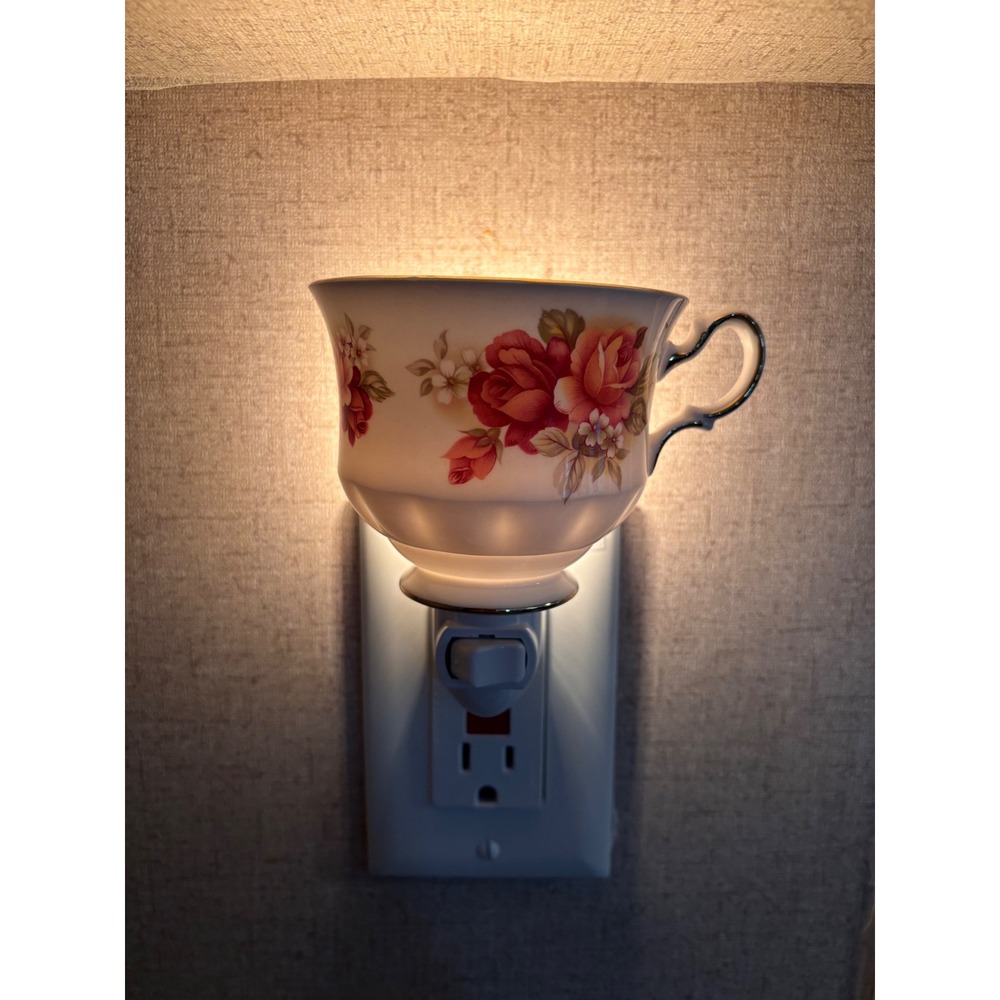 Vintage Queen Anne Pink Roses Tea Cup Night Light